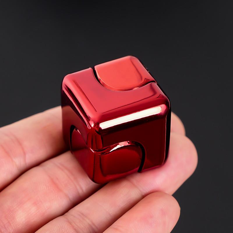 Rounded Metal Cube Fidget Spinner — Red + Storage Pouch