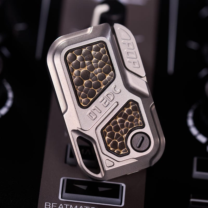 Pocket Tool – GEEOne POP Throwing Card 2024 | Titanium Damascus Stainless Steel EDC Card