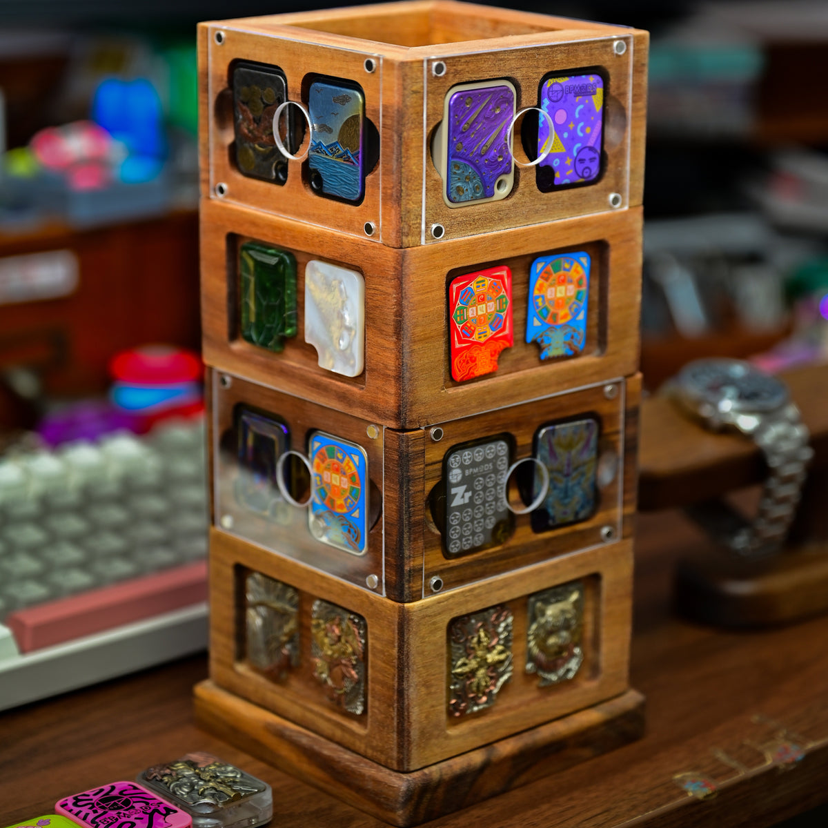 Stackable Acacia-Wood Slider Display Stand BPMods - product view 2
