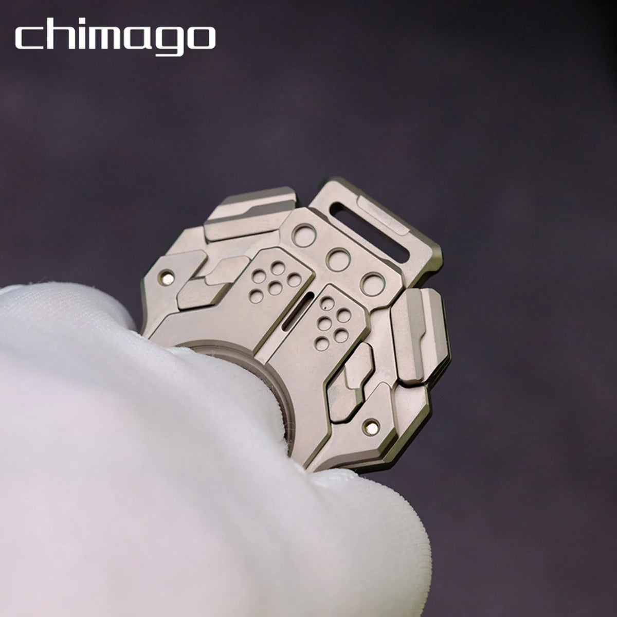 Chimago Explorer spinner displayed in compact EDC form