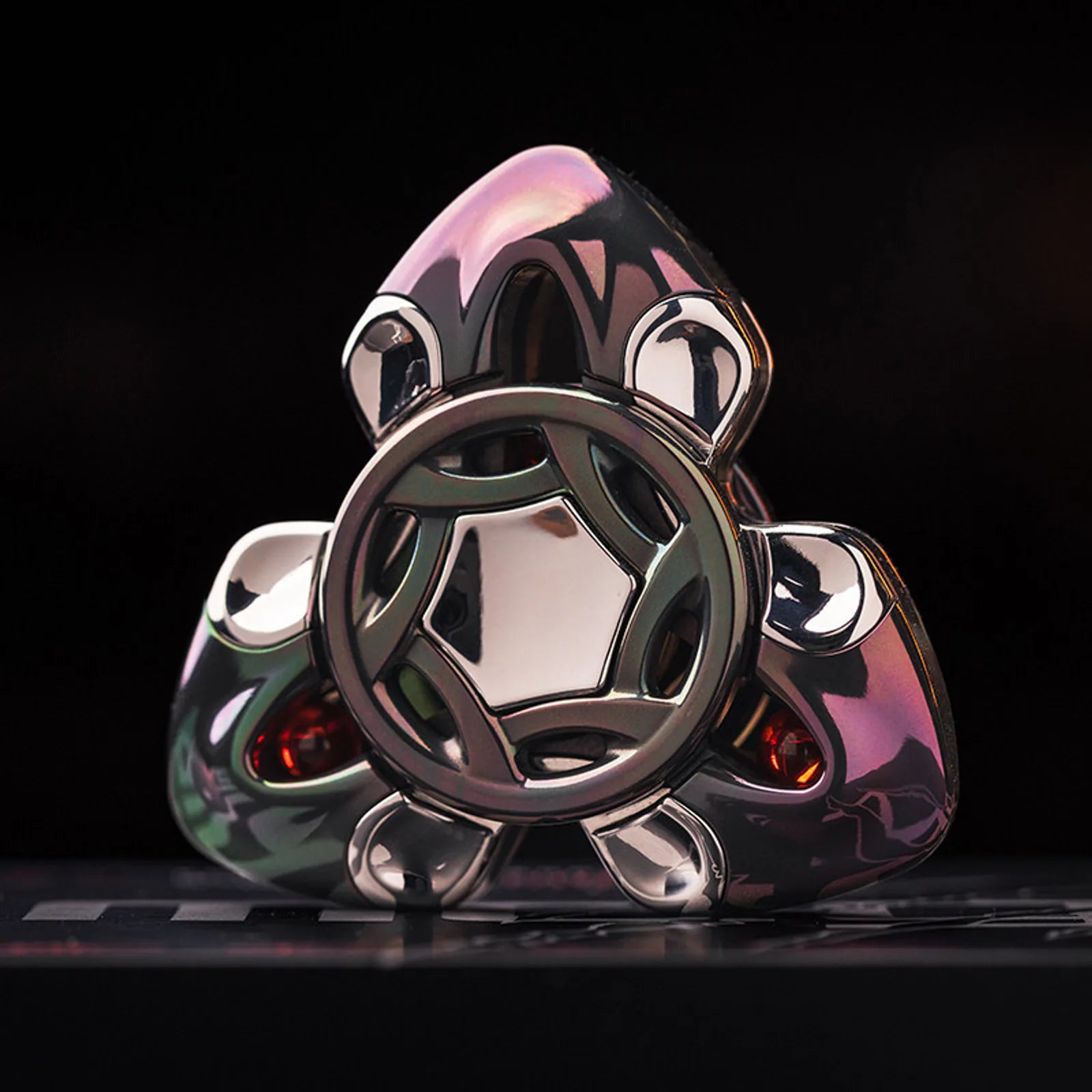 Chimago Snake Year five piece metal fidget spinner collector set view 4