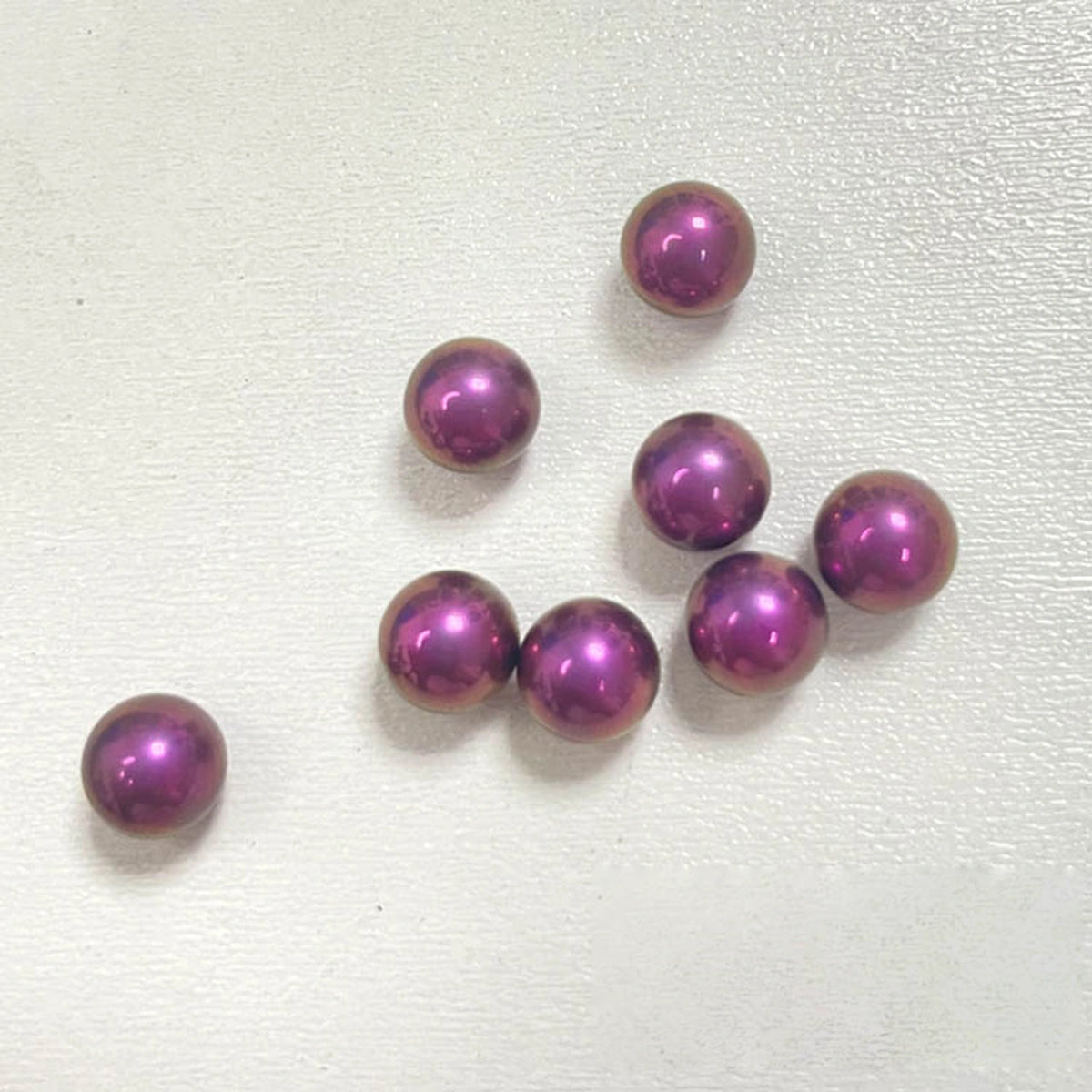 Titanium Spinner Balls: rose red plain balls on white (gallery view 09).