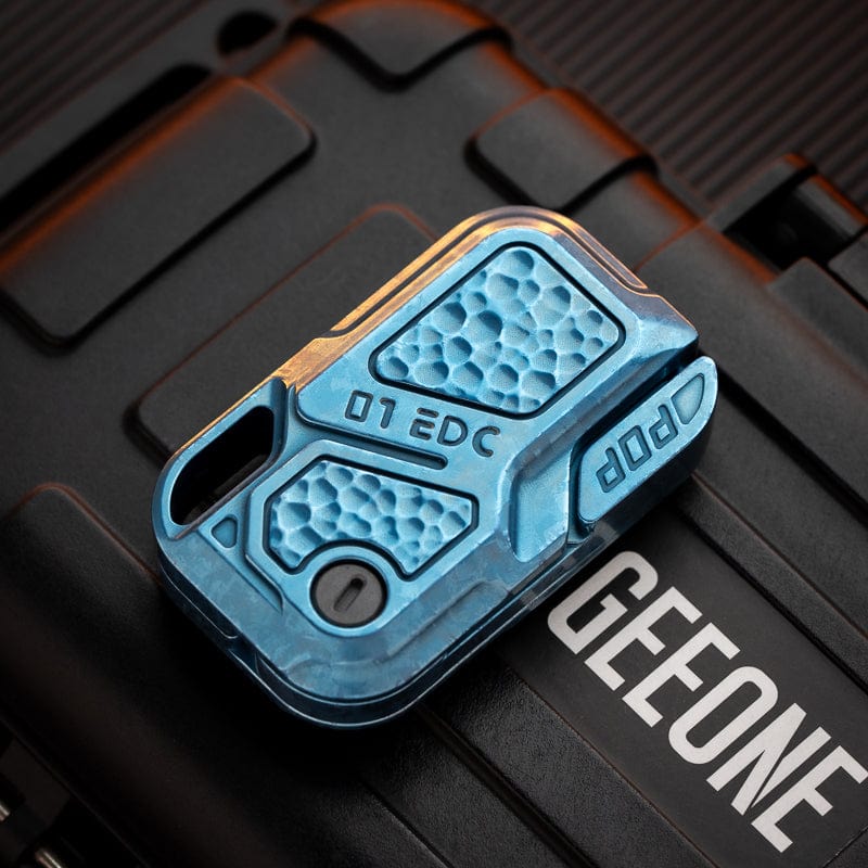 Pocket Tool – GEEOne POP Throwing Card 2024 | Titanium Damascus Stainless Steel EDC Card