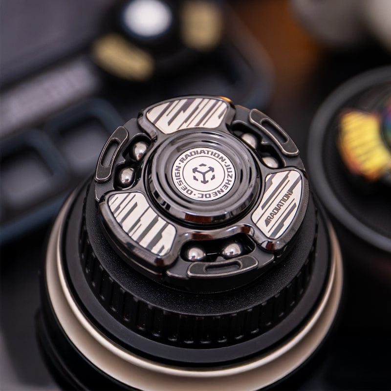 EDC Spinner – JuzhEDC Radiation | Aluminum Titanium Zirconium Stainless Steel