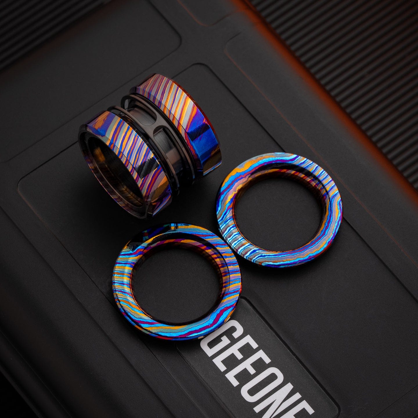 Fidget Slider EDC – GoBiggeR Sinian Lite | Aluminum Titanium Zirconium Mokuti Push Slider
