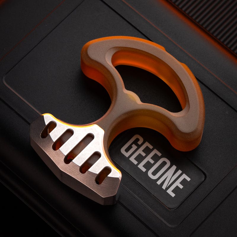 Pocket Tool – Iron Triangle Crusader Knuckle Duster | G10 Titanium Copper Ultem EDC