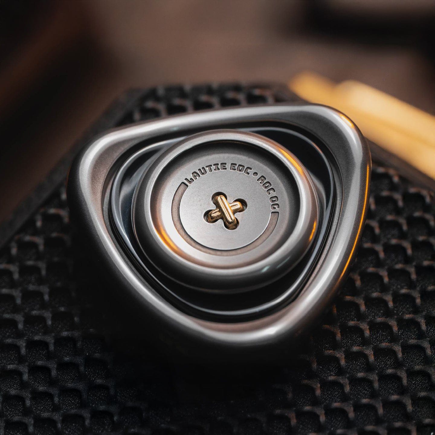 Fidget Spinner EDC – LAUTIE Roc OG | Titanium Zirconium Stainless Steel Precision Spinner