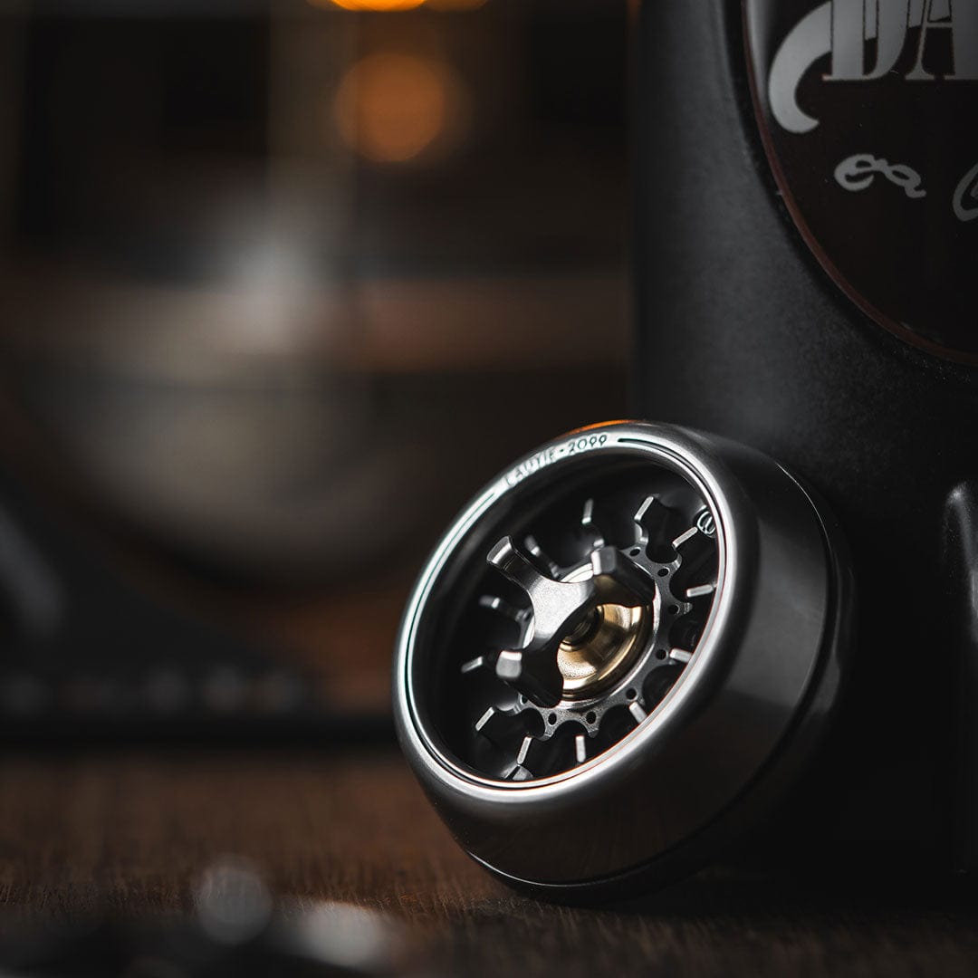Spinning Top – LAUTIE Carnival Nano | CuNi Brass Zirconium Titanium 18K Gold EDC Spinner