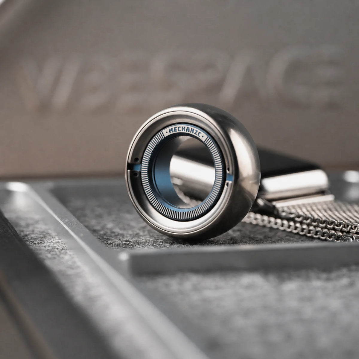 LAUTIE Mechanic C titanium ratchet fidget ring in blue finish