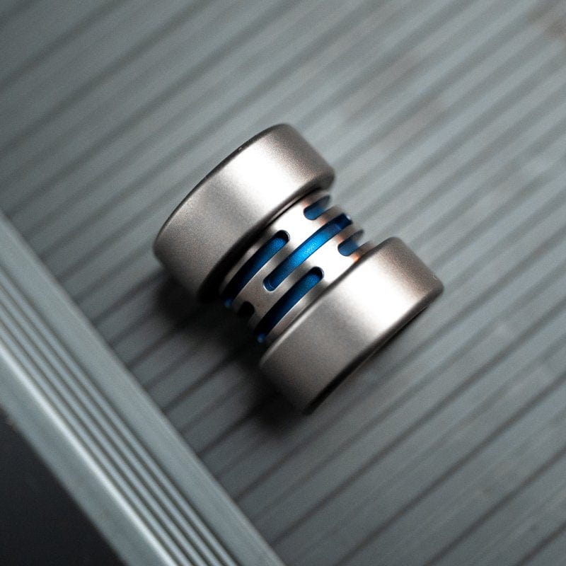 EDC Lanyard Bead – LAUTIE Capacitor | Zircuti Mokume Titanium Zirconium Paracord Bead
