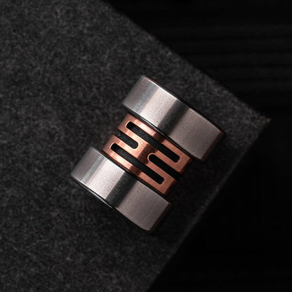 EDC Lanyard Bead – LAUTIE Capacitor | Zircuti Mokume Titanium Zirconium Paracord Bead
