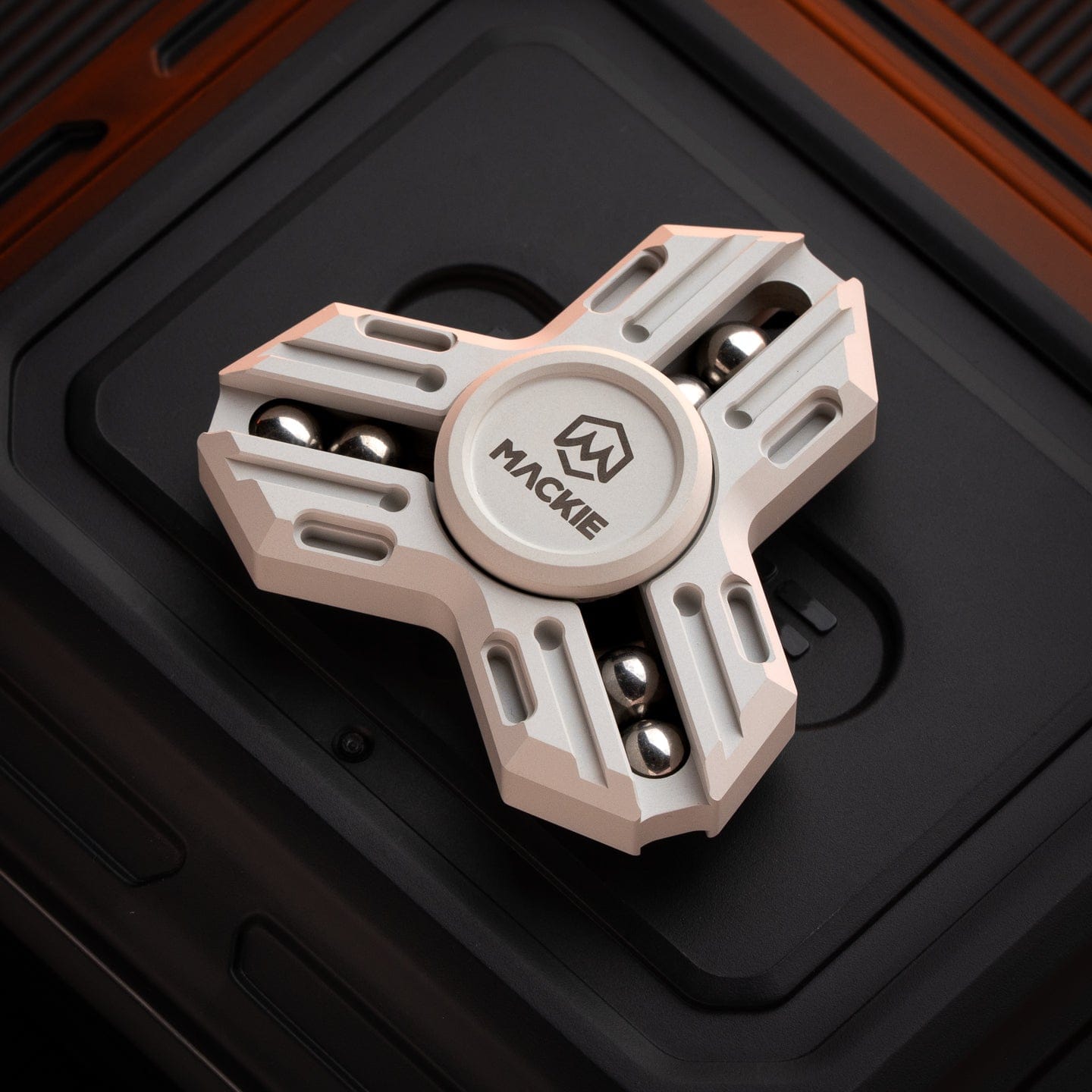Hand Spinner – MACKIE Knight Mini 3.0 | Aluminum CNC Machined EDC Fidget