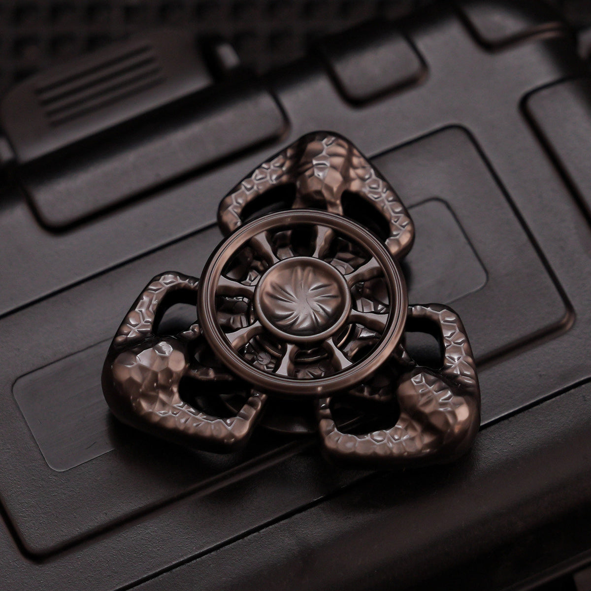 Flame Three-Lobe Metal Fidget Spinner — Gunmetal-Tone