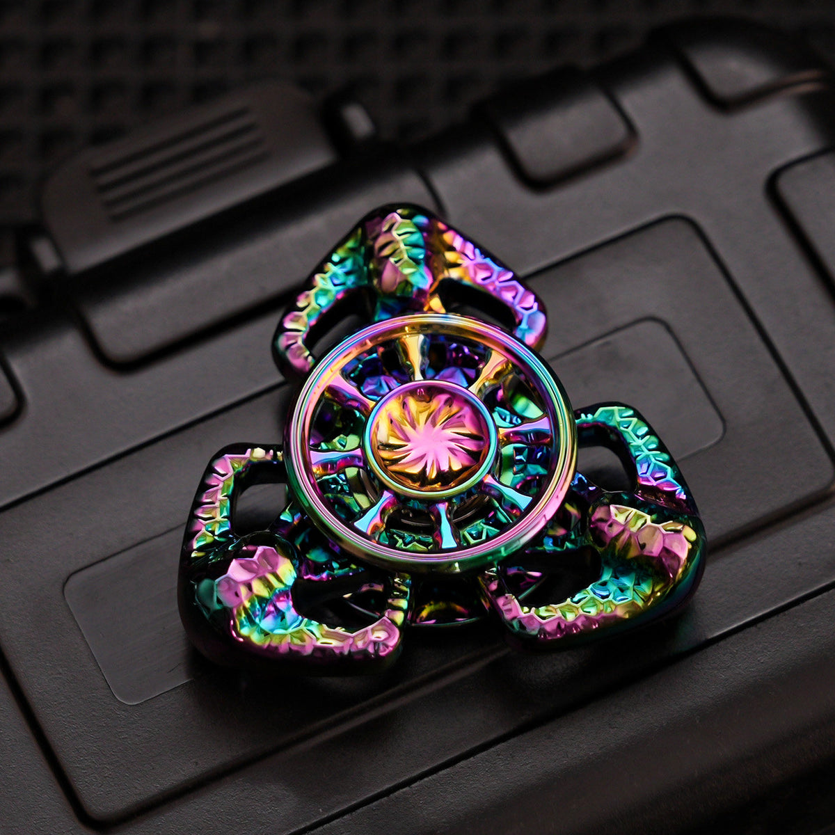 Flame Three-Lobe Metal Fidget Spinner — Rainbow
