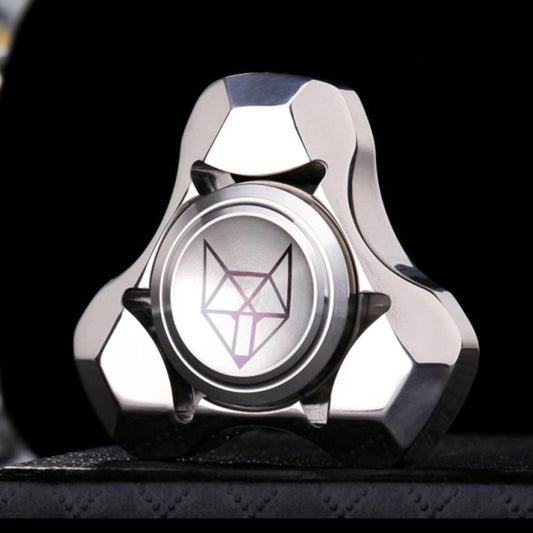 Spirit Fox V1 Three-Lobe Fidget Spinner — V1 Stainless Steel — Silver