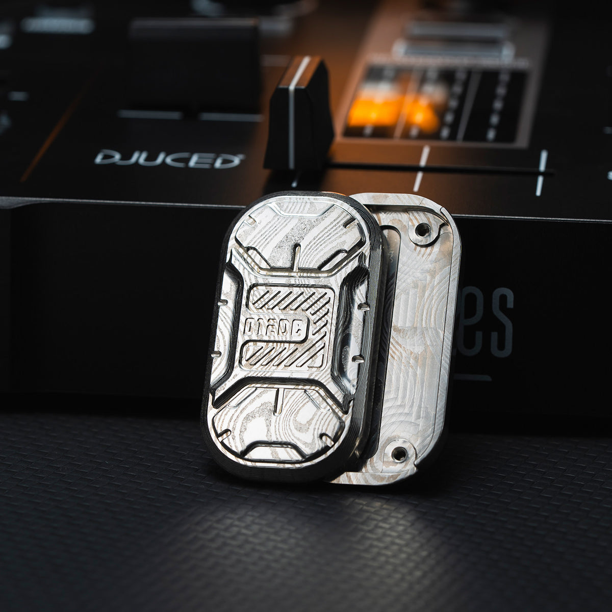 01EDC No.8 Armor-Profile Replacement Outer Shell Set — White Wave — Twisted Damascus Steel