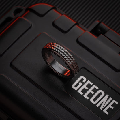 EDC Pendant Ring – YEDC Pig Ring Paris on Your Finger | Zirconium Spinner Ring Wearable EDC